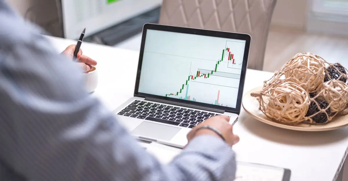 Comment investir dans des fonds indiciels pour optimiser votre argent